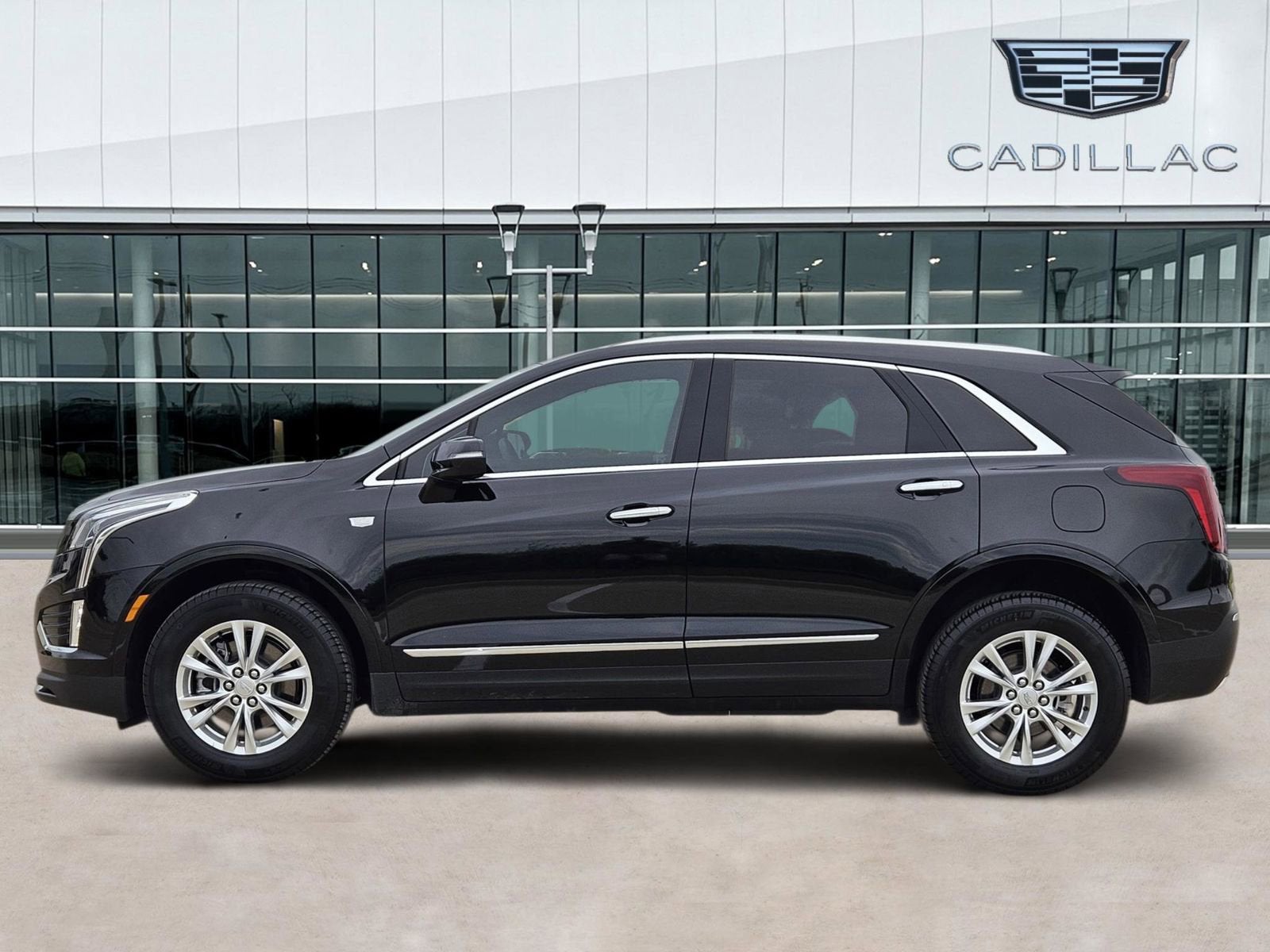2026 Cadillac XT5 Luxury