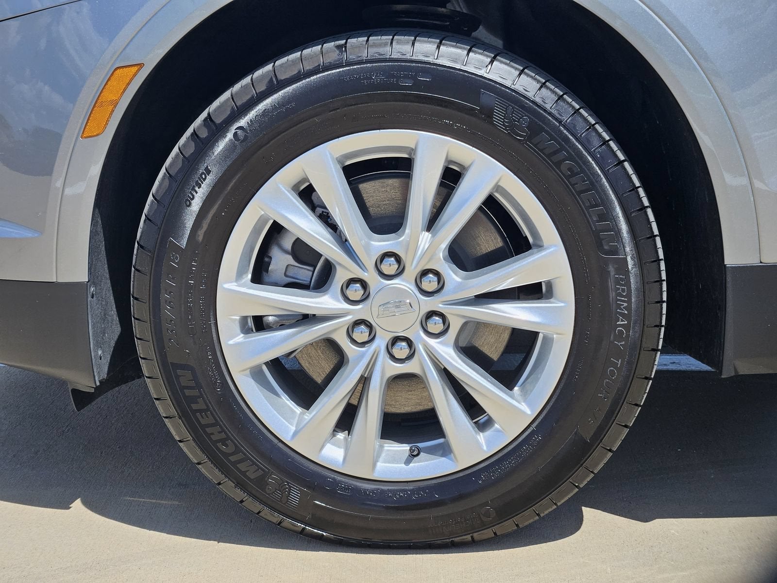 2026 Cadillac XT5 Luxury