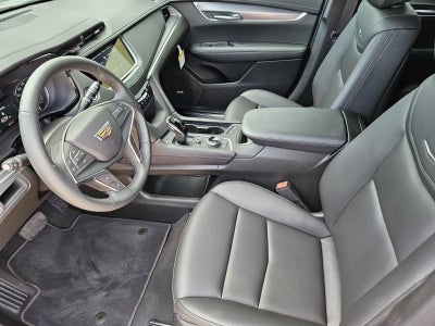 2026 Cadillac XT5 Luxury