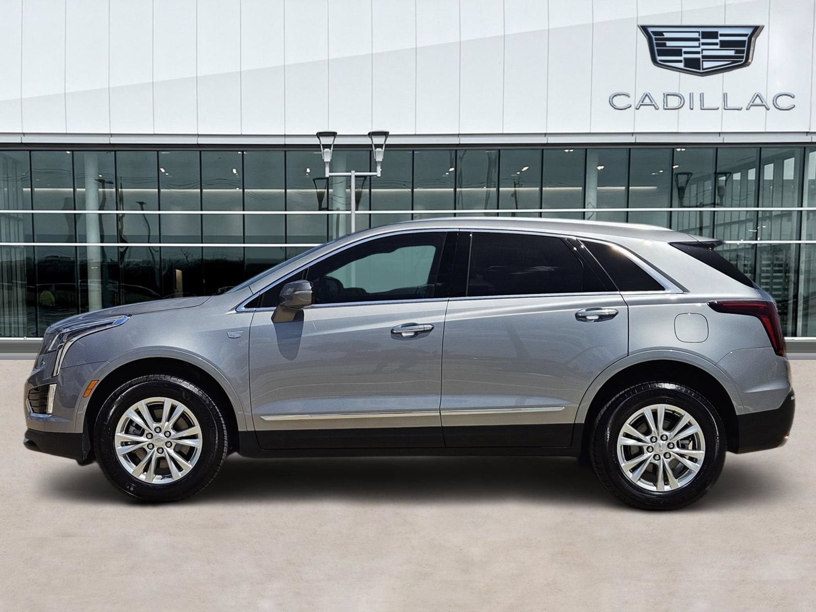 2026 Cadillac XT5 Luxury