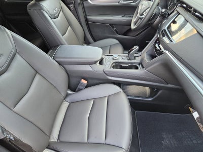 2026 Cadillac XT5 Luxury