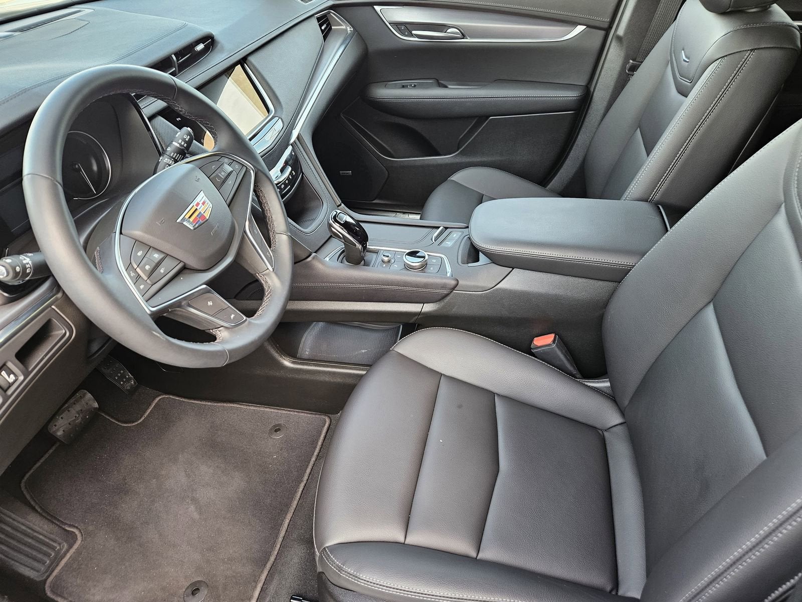 2026 Cadillac XT5 Luxury