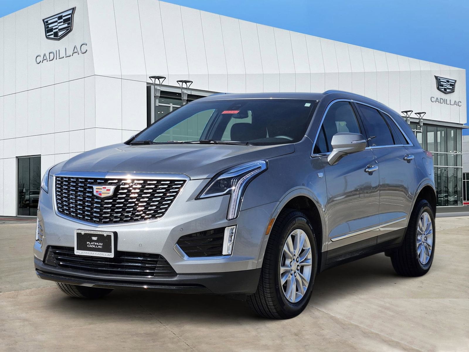 2026 Cadillac XT5 Luxury