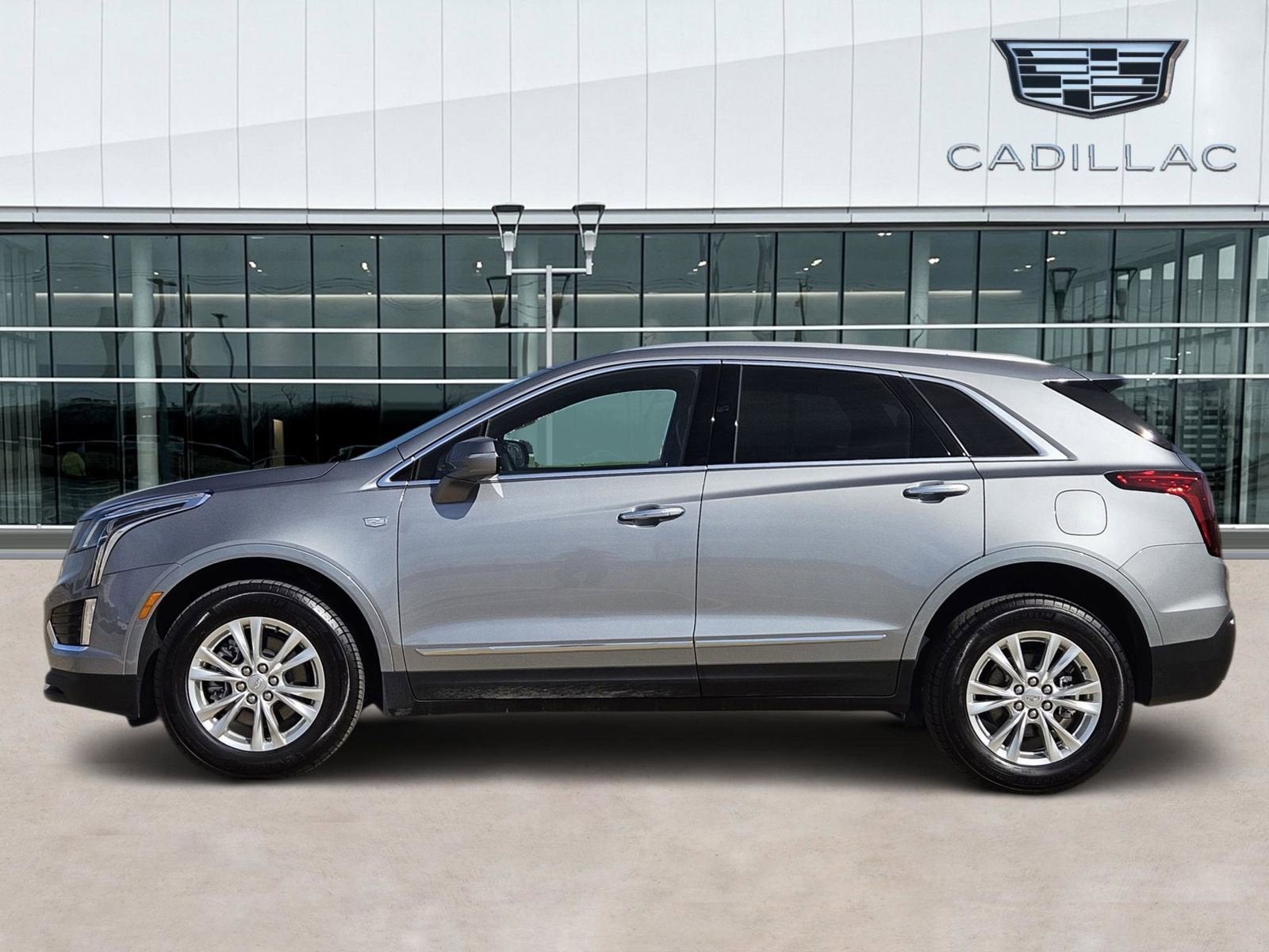 2026 Cadillac XT5 Luxury