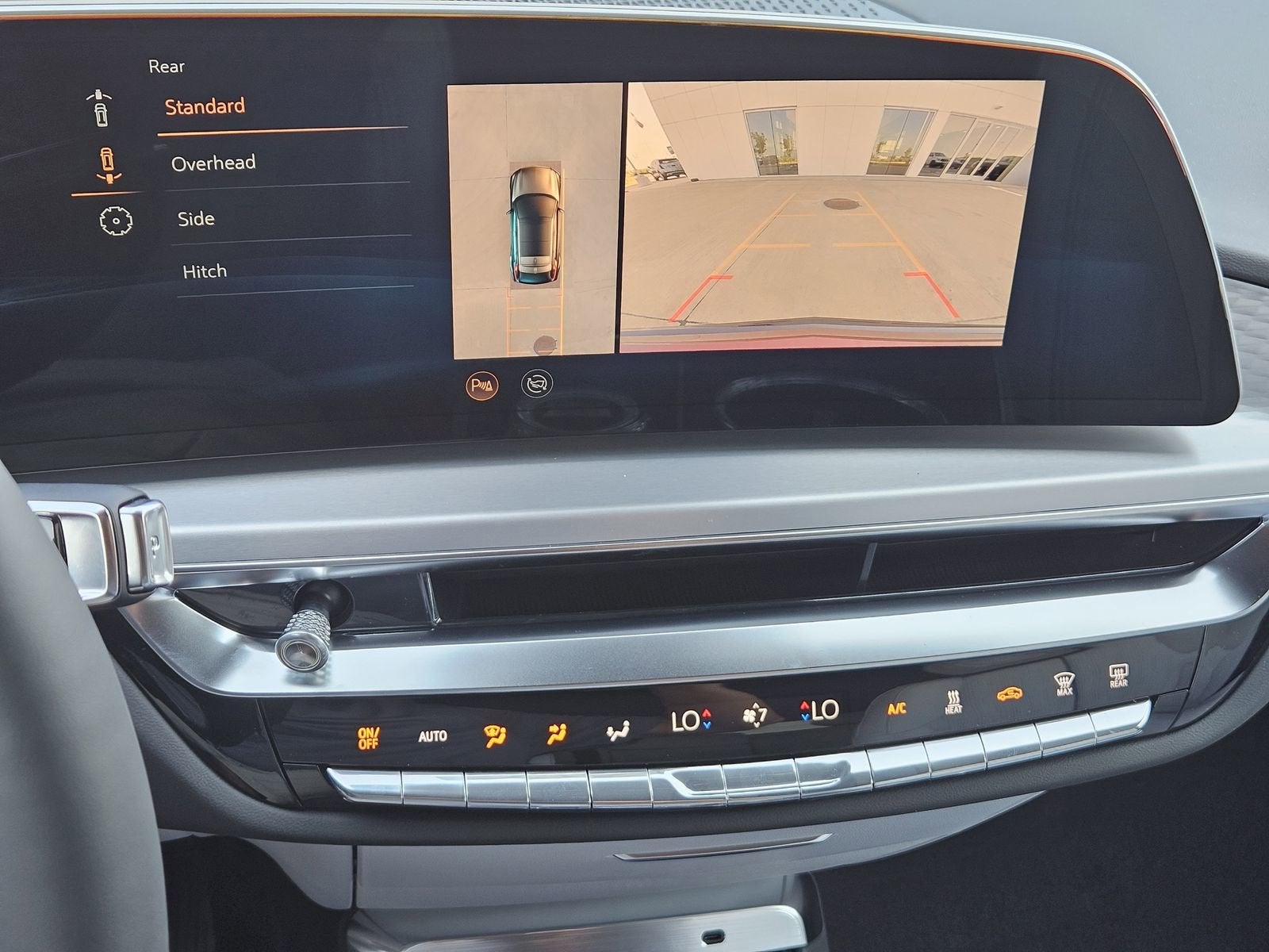 2025 Cadillac LYRIQ Sport 2