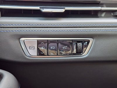 2026 Cadillac ESCALADE IQL Sport