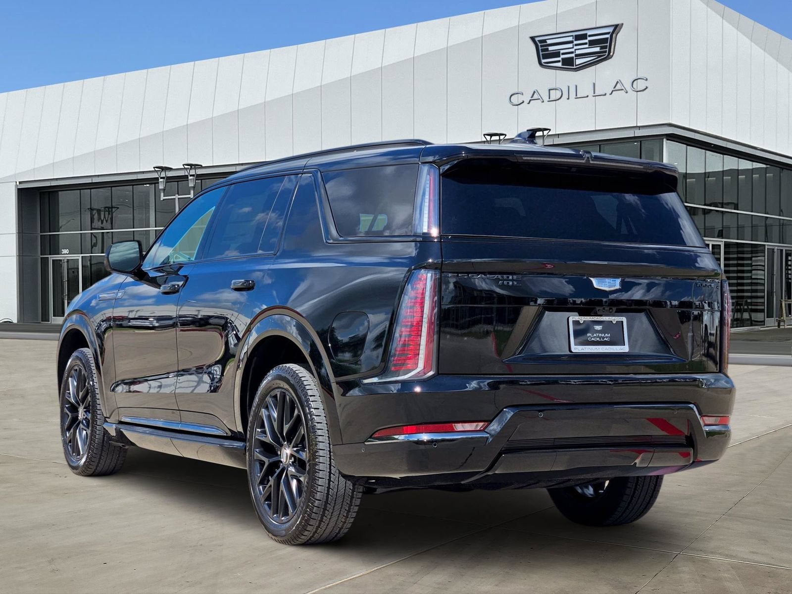 2026 Cadillac ESCALADE IQL Sport