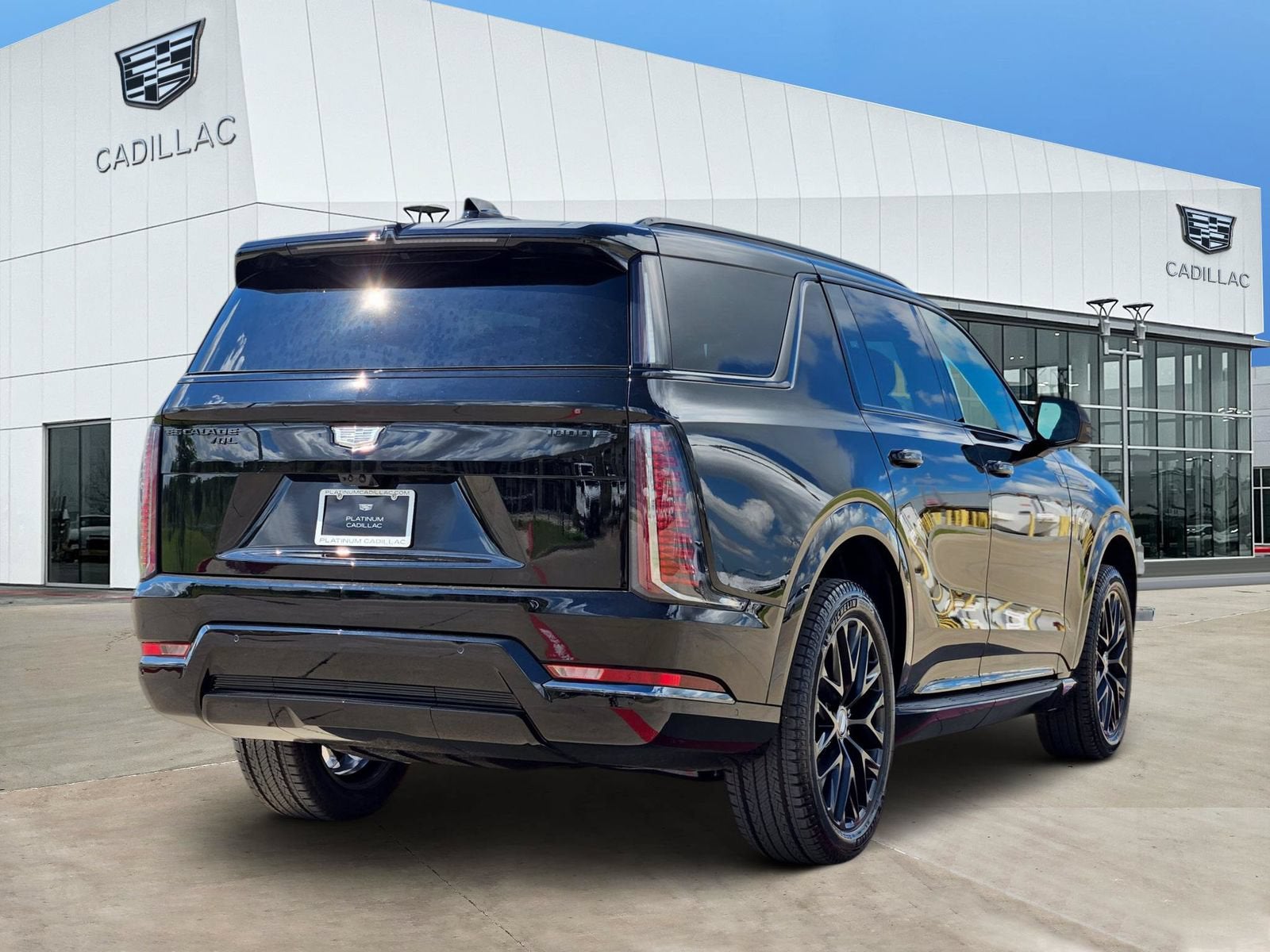 2026 Cadillac ESCALADE IQL Sport
