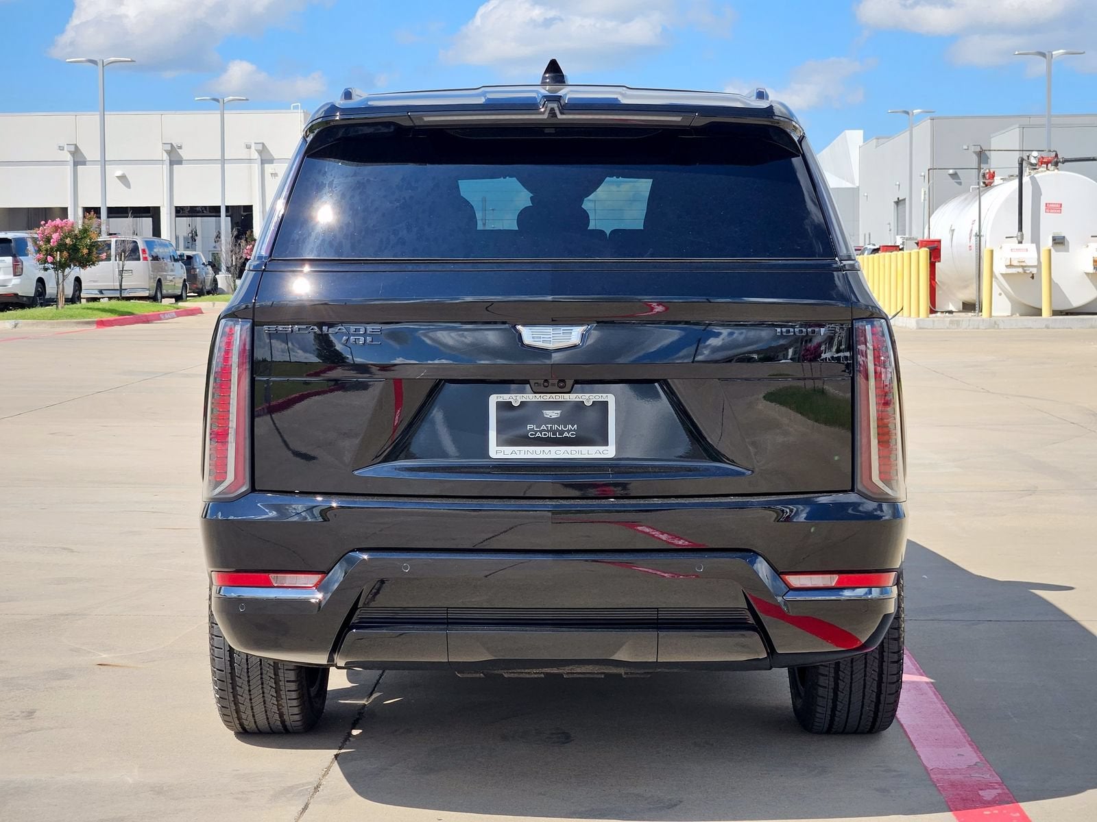 2026 Cadillac ESCALADE IQL Sport