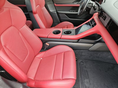 2023 Porsche Taycan GTS