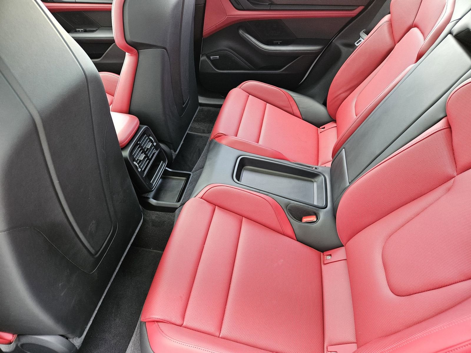 2023 Porsche Taycan GTS