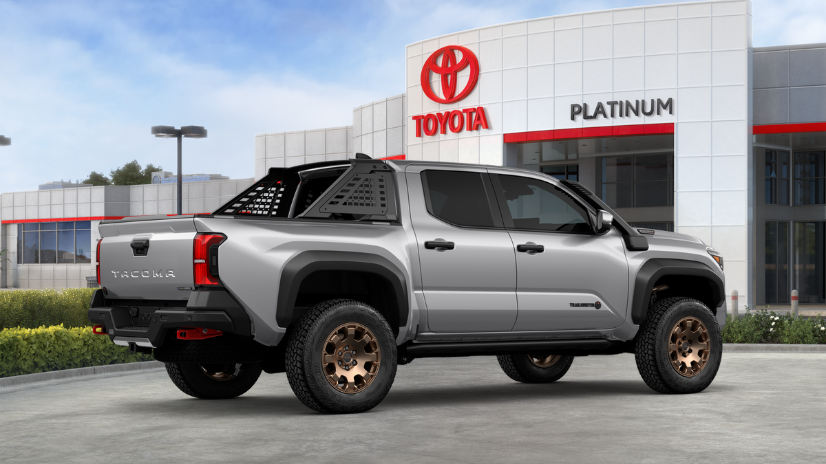 2026 Toyota Tacoma i-FORCE MAX Tacoma Trailhunter