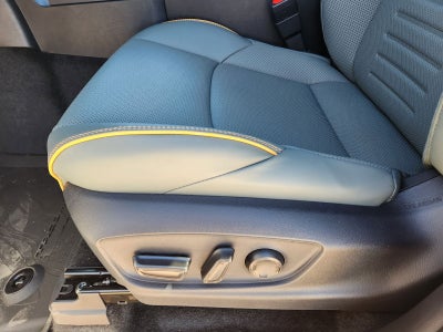 2026 Toyota Tacoma i-FORCE MAX Tacoma Trailhunter