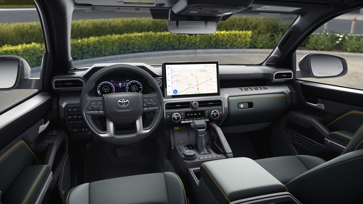 2026 Toyota Tacoma i-FORCE MAX Tacoma Trailhunter