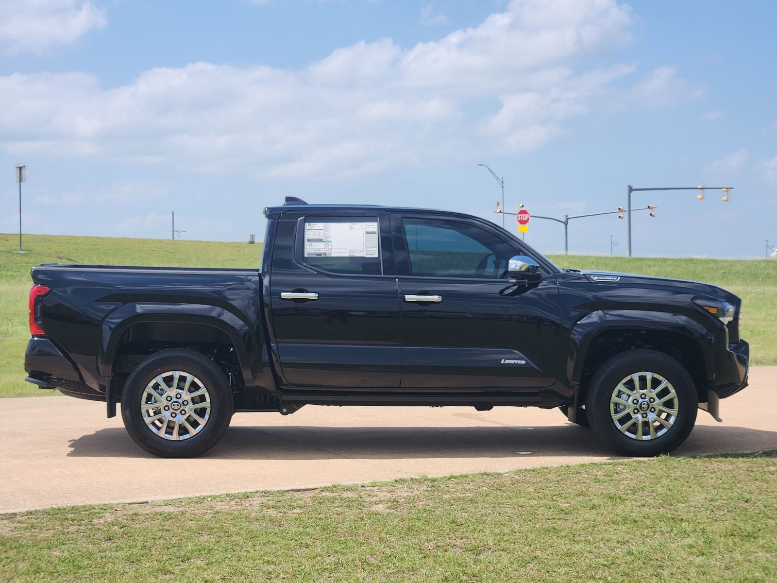 2026 Toyota Tacoma i-FORCE MAX Tacoma Limited