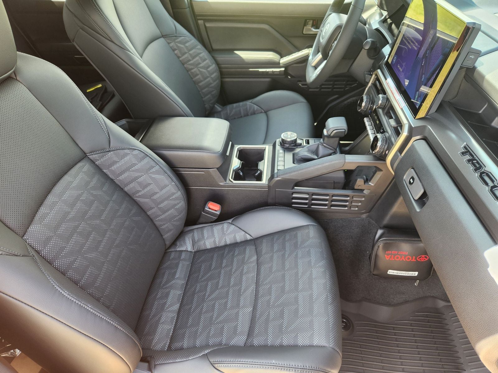 2026 Toyota Tacoma i-FORCE MAX Tacoma TRD Off-Road