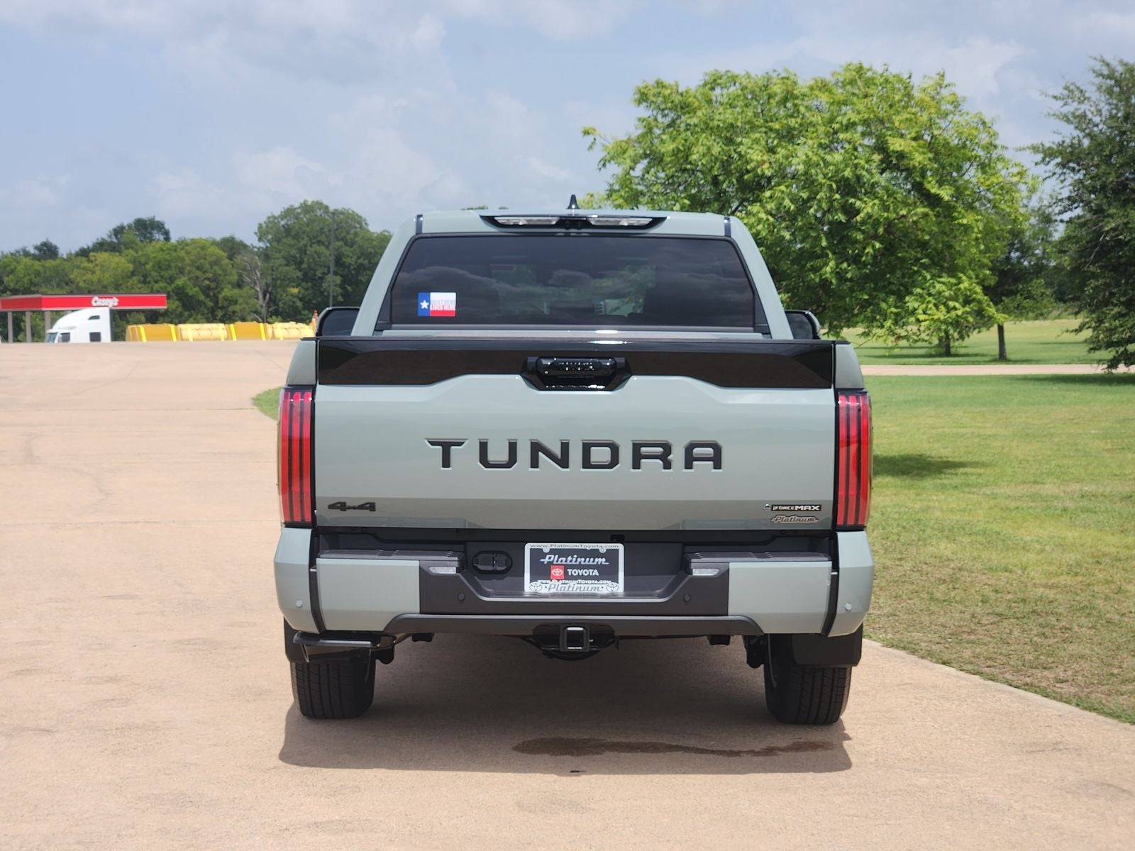 2026 Toyota Tundra i-FORCE MAX Tundra Platinum