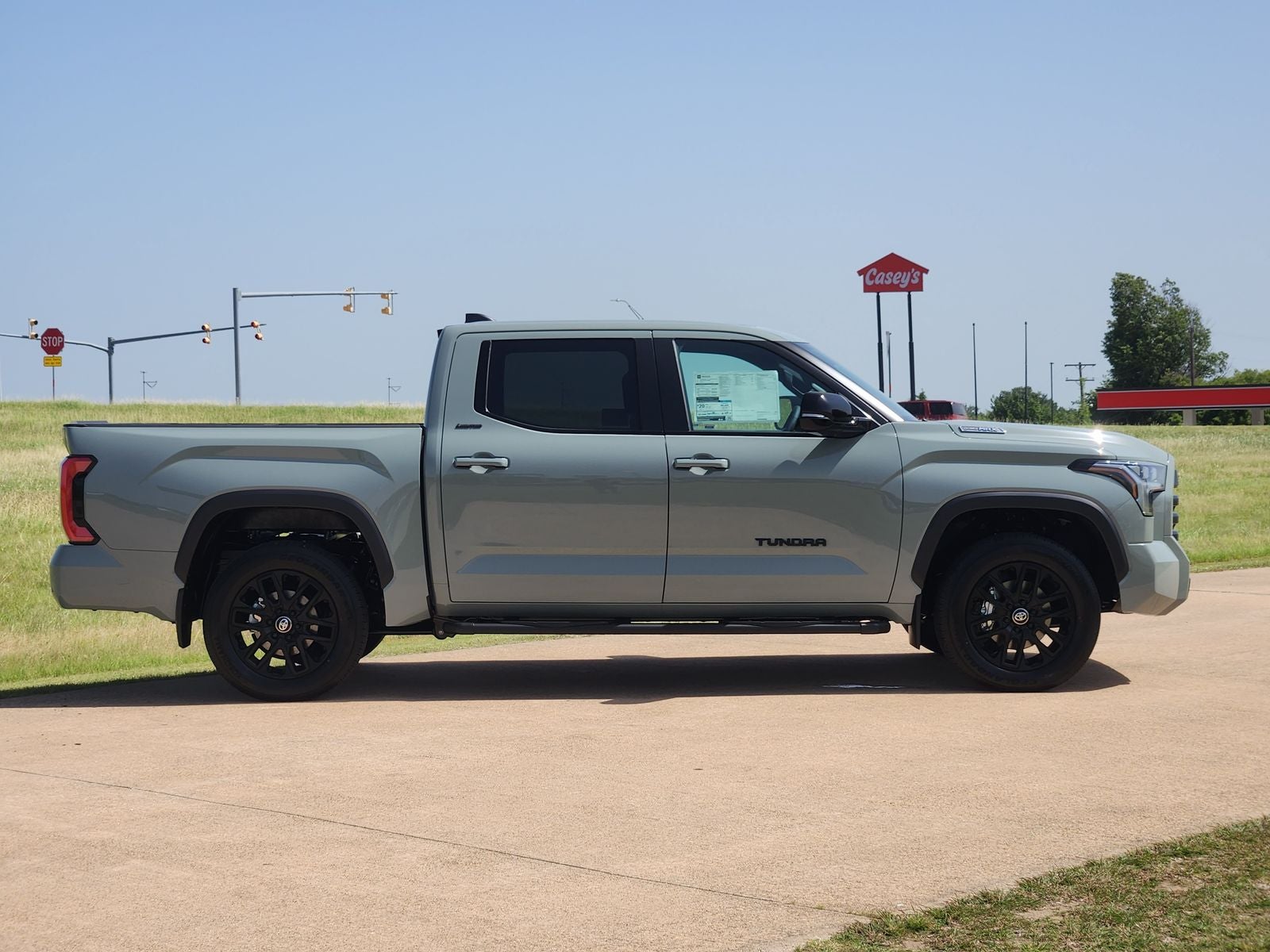 2026 Toyota Tundra i-FORCE MAX Tundra Limited