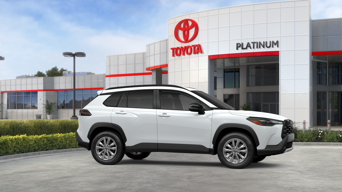 2026 Toyota Corolla Cross LE