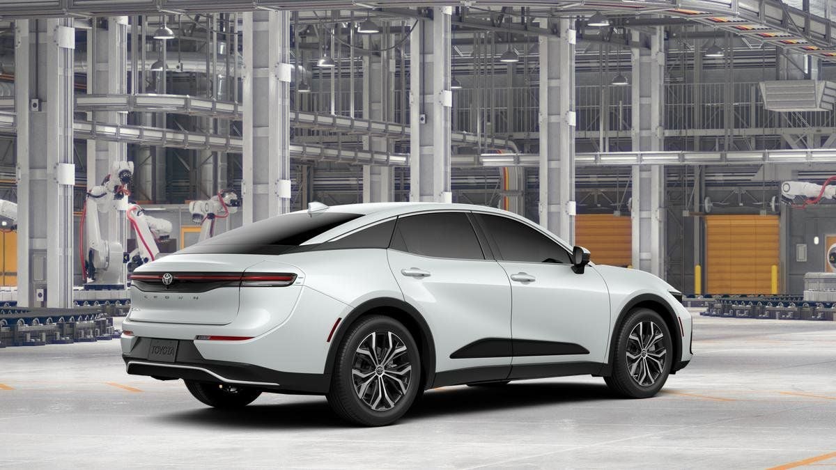 2026 Toyota Toyota Crown XLE