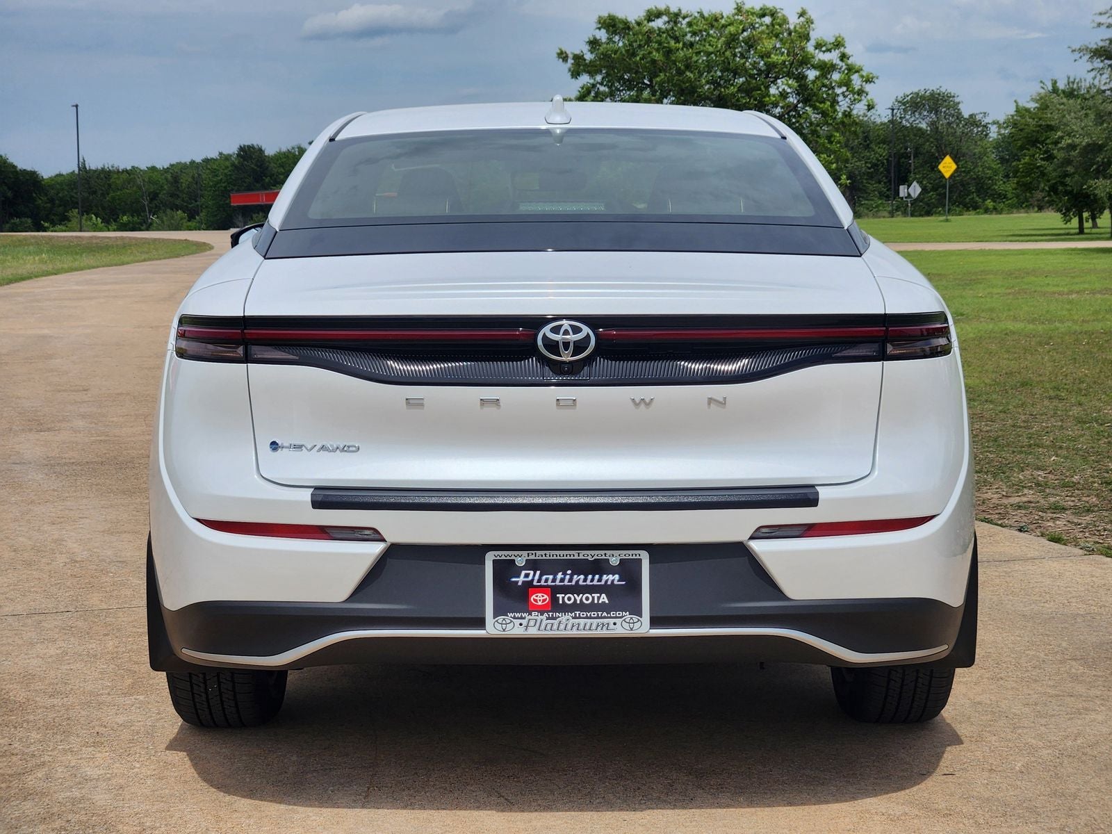 2026 Toyota Toyota Crown XLE