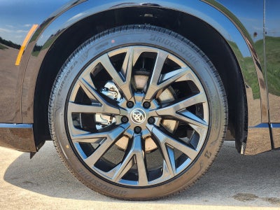 2026 Toyota Toyota Crown Signia Limited