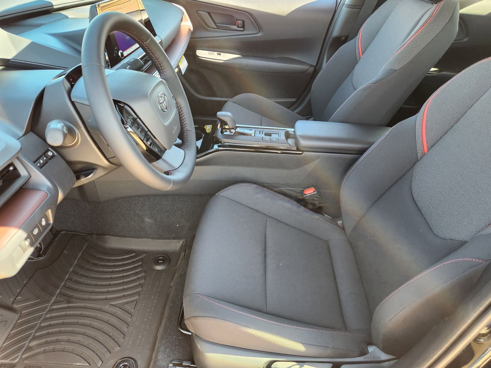 2026 Toyota Prius Plug-in Hybrid SE