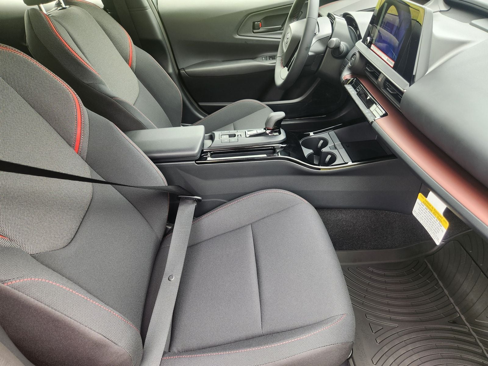 2026 Toyota Prius Plug-in Hybrid SE