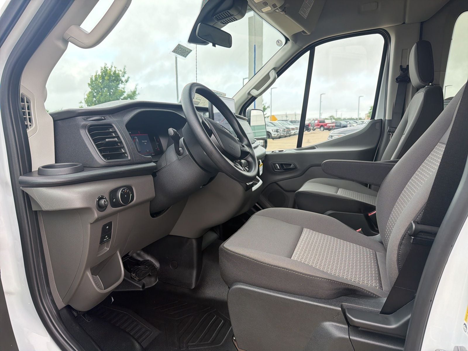 2026 Ford Transit-350 XL