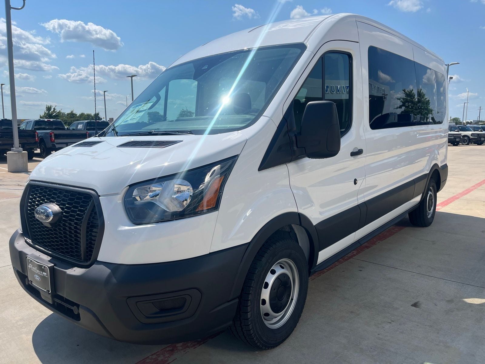 2025 Ford Transit-350 XL