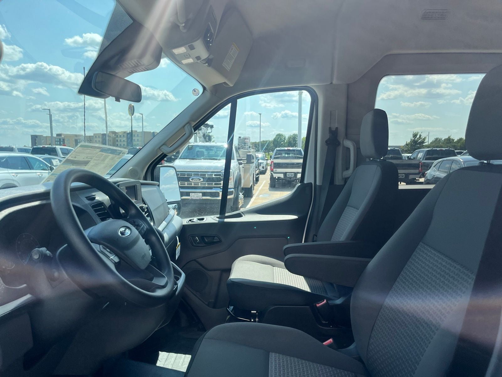 2025 Ford Transit-350 XL