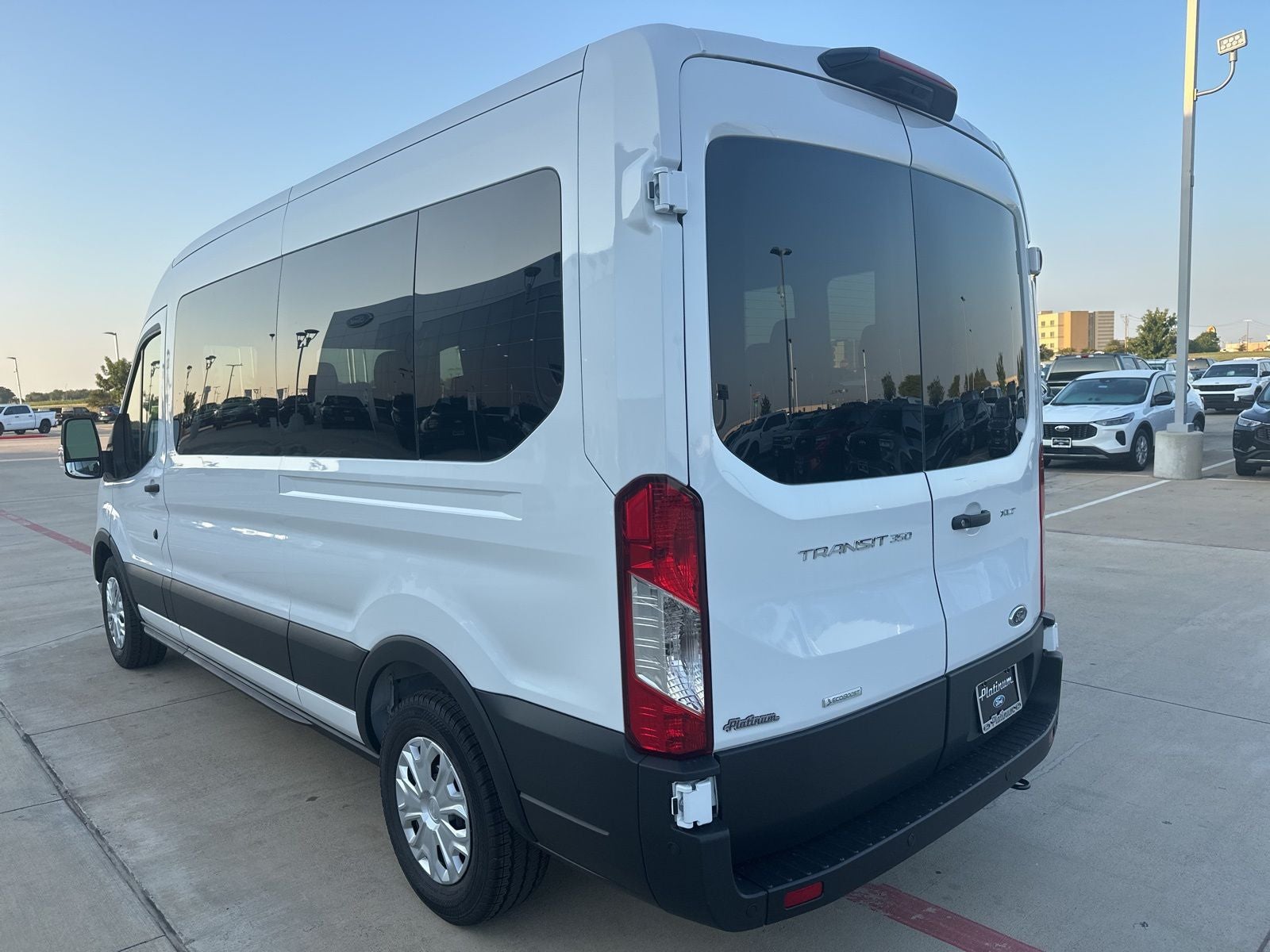 2025 Ford Transit-350 XLT