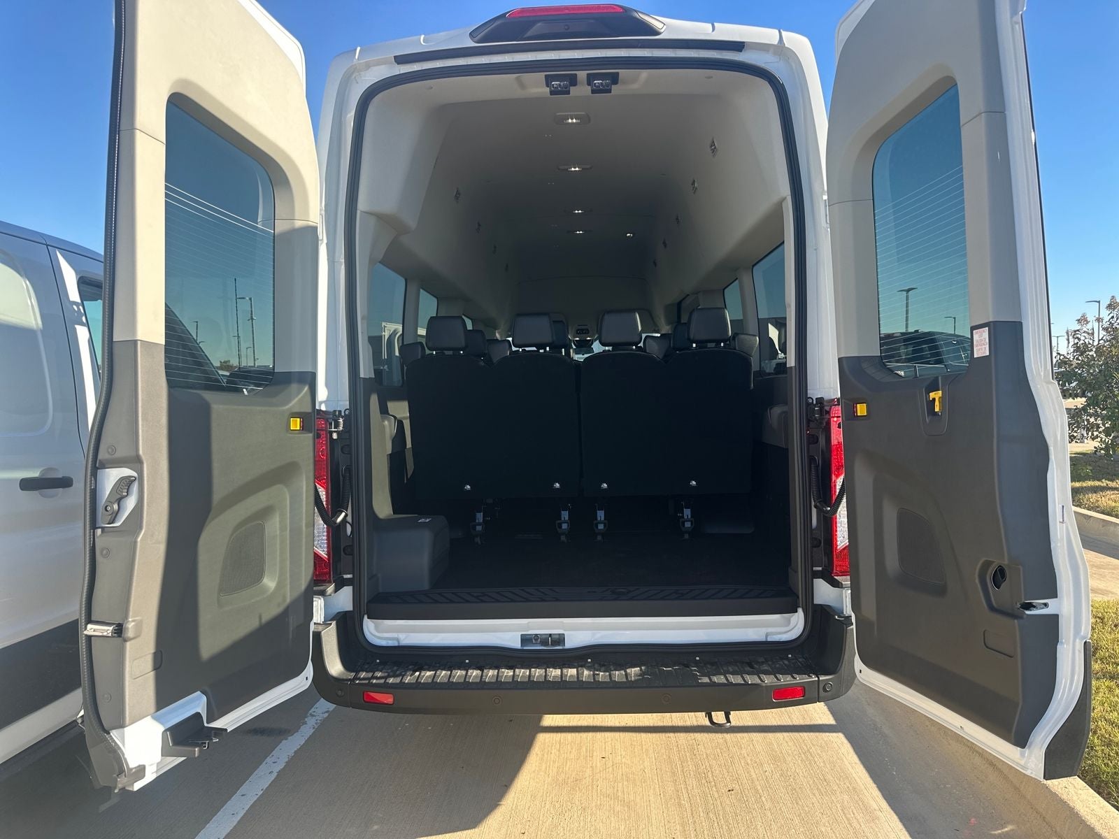 2026 Ford Transit-350 XL