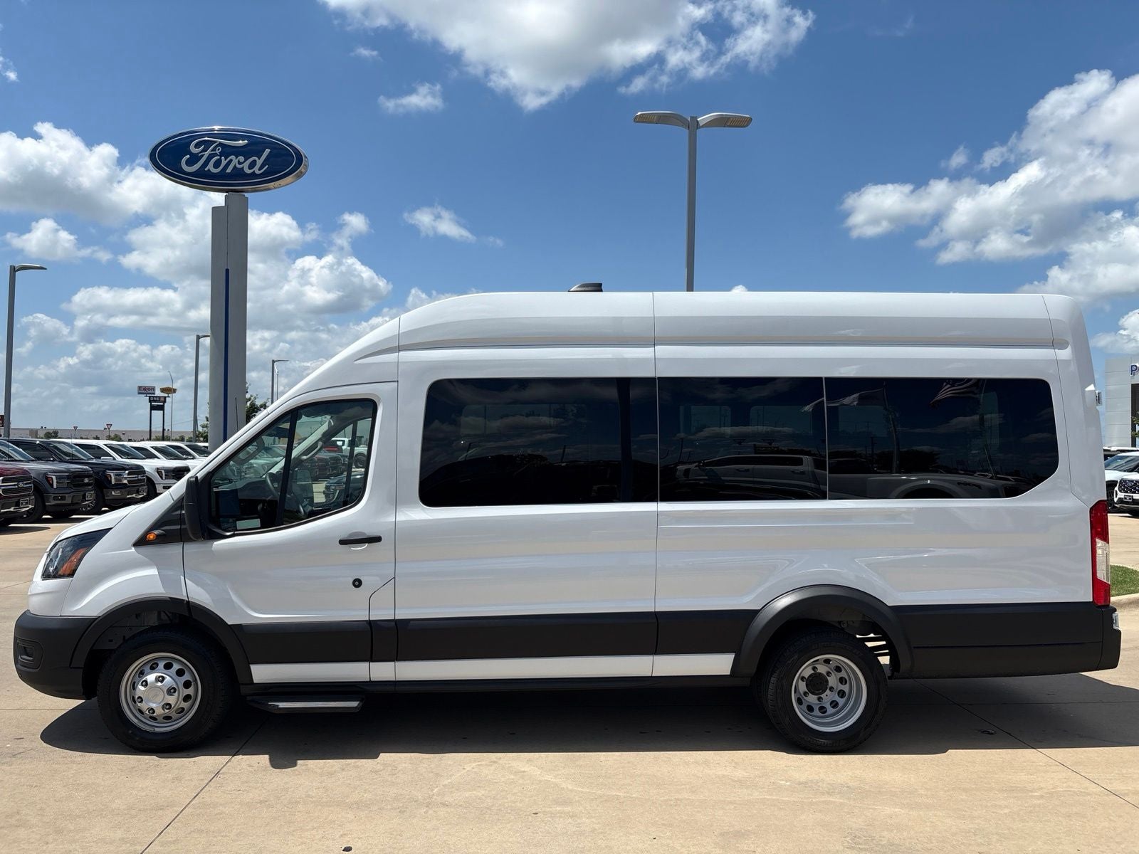 2026 Ford Transit-350 XL