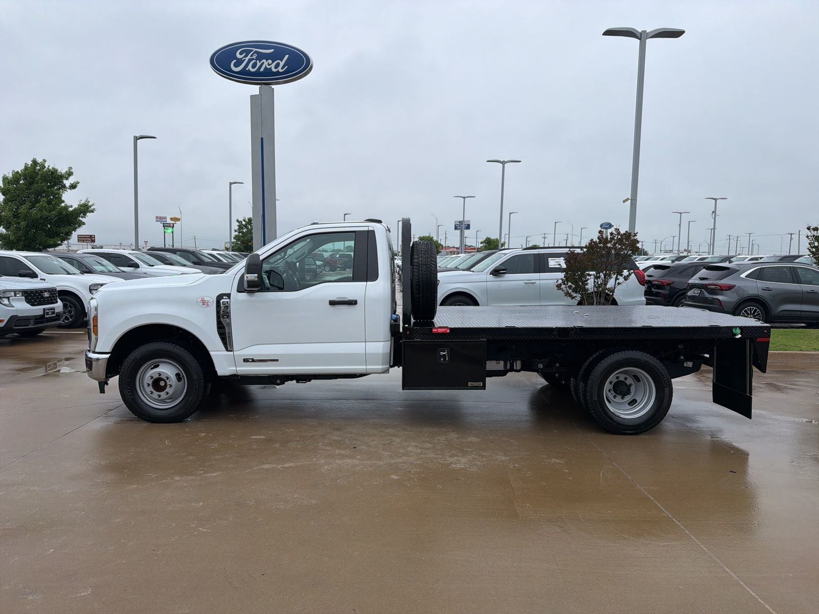 2026 Ford F-350SD XL DRW