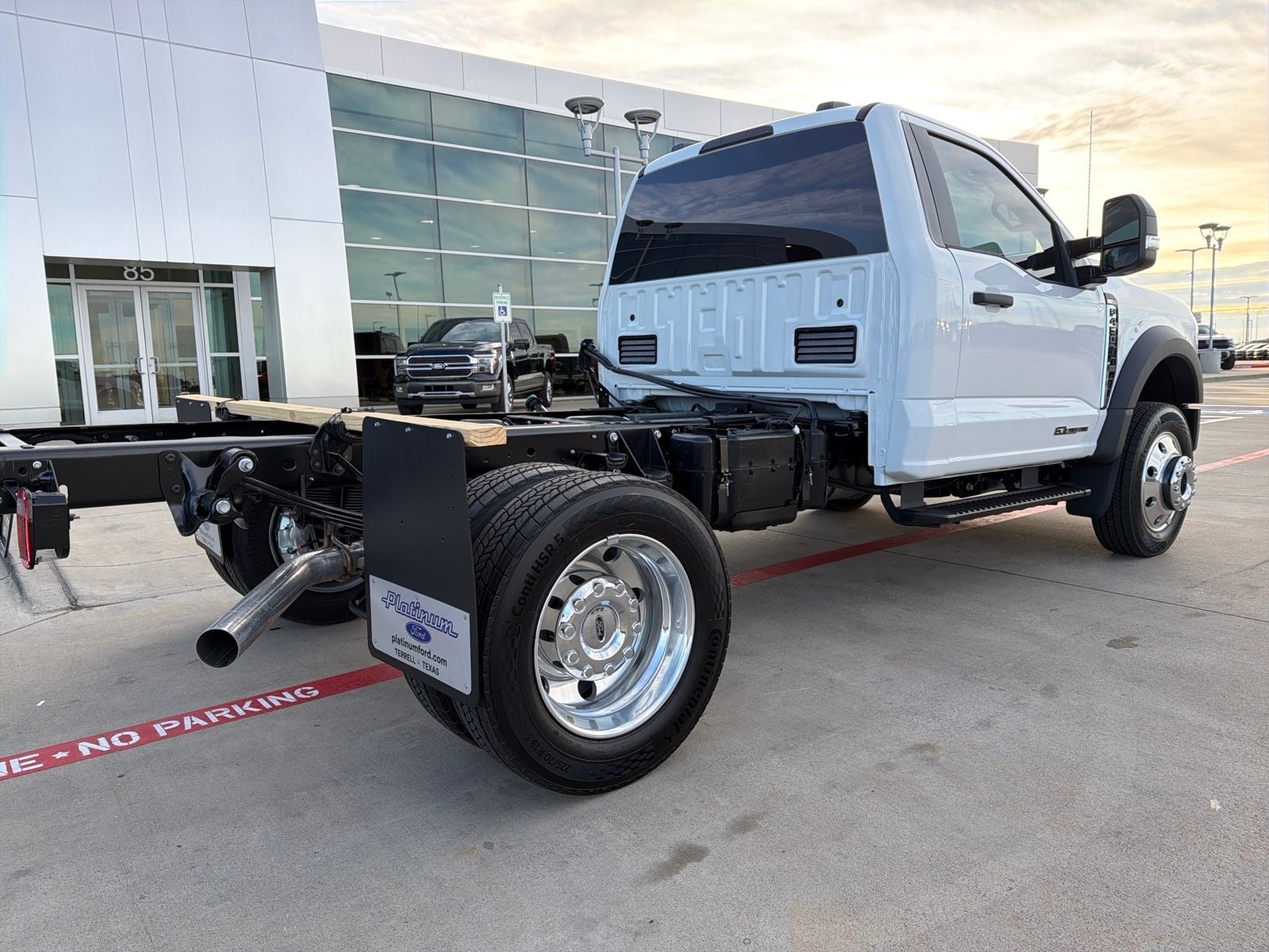 2026 Ford F-450SD XLT DRW