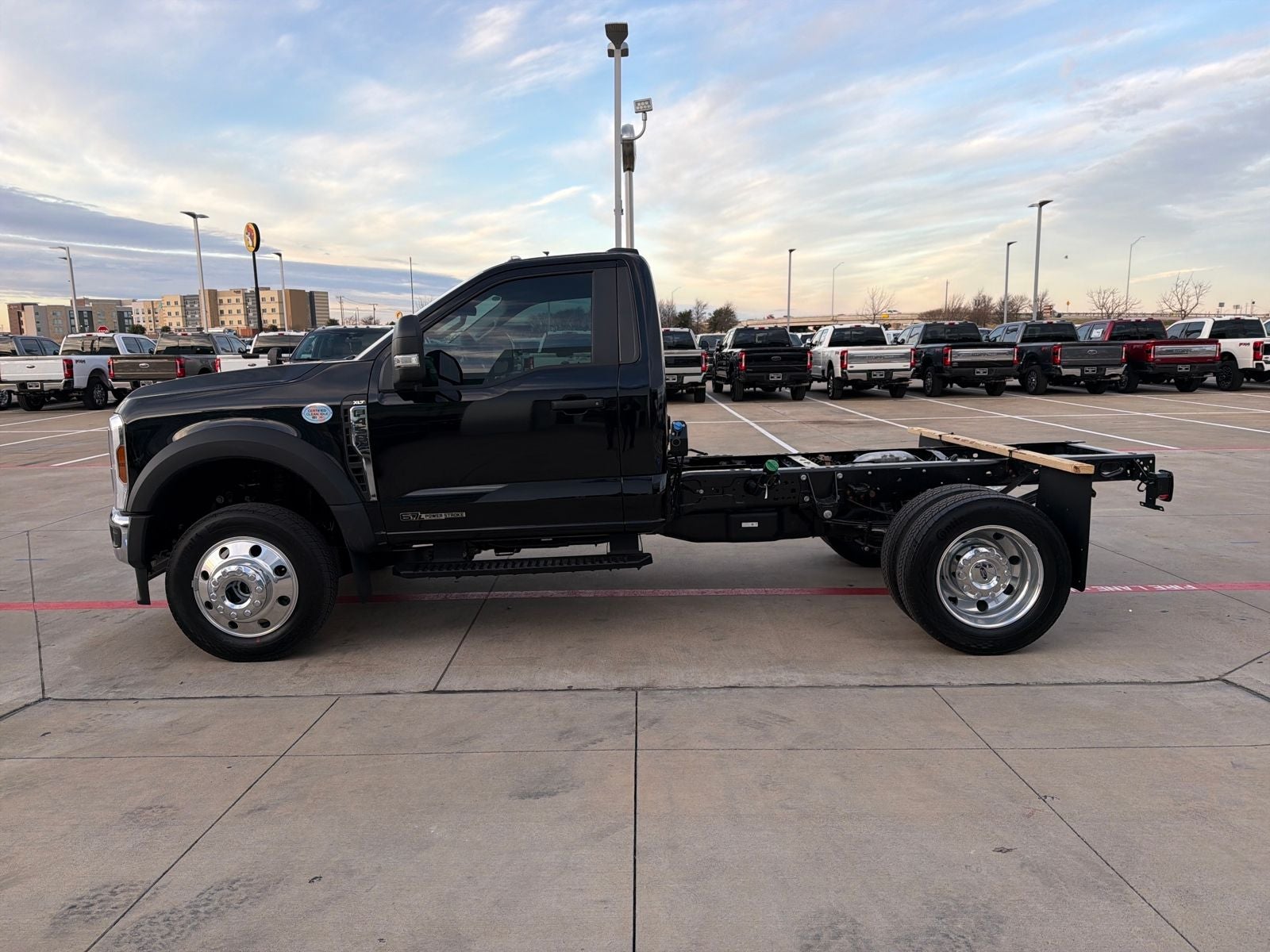 2026 Ford F-450SD XLT DRW