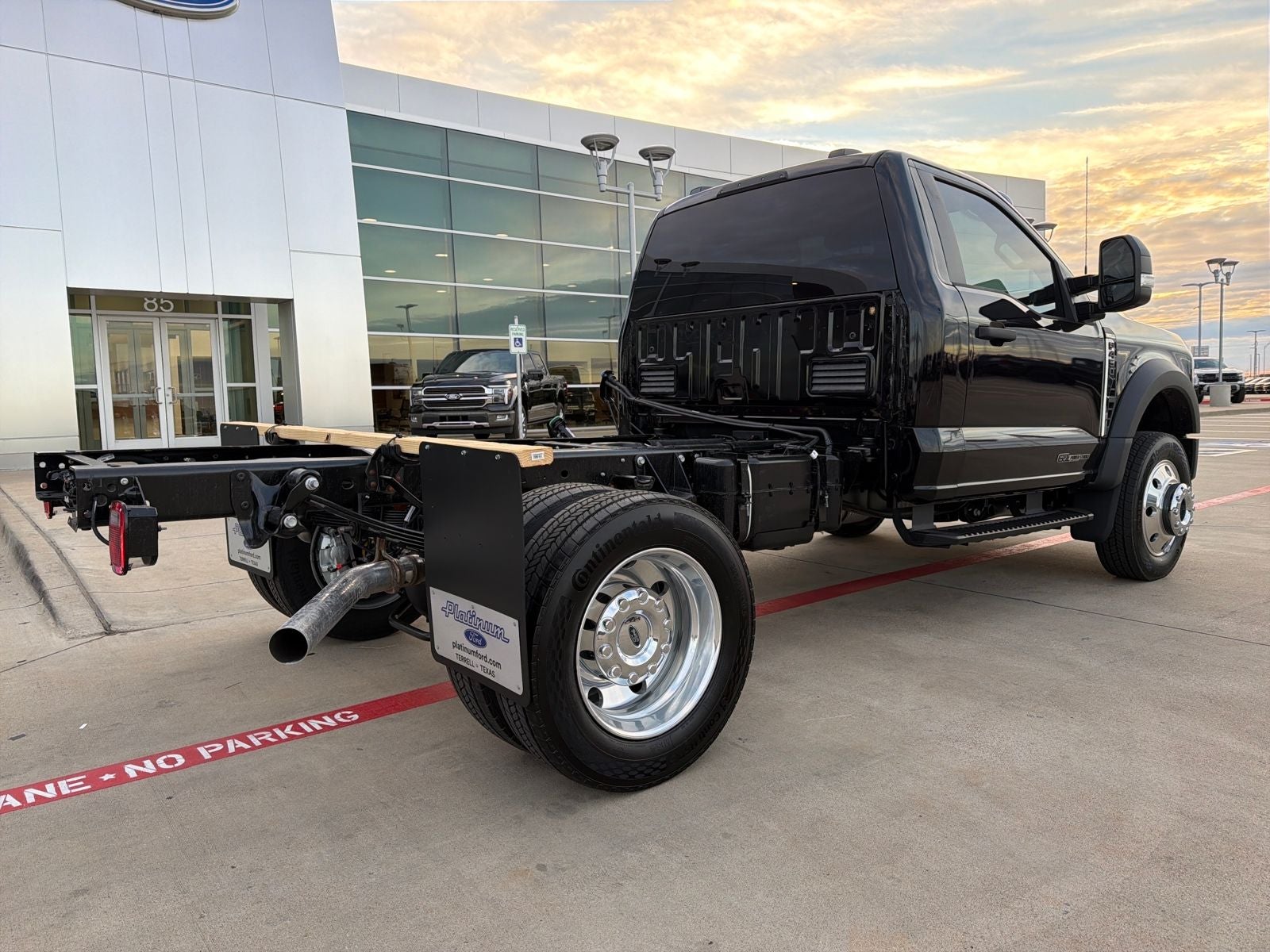 2026 Ford F-450SD XLT DRW