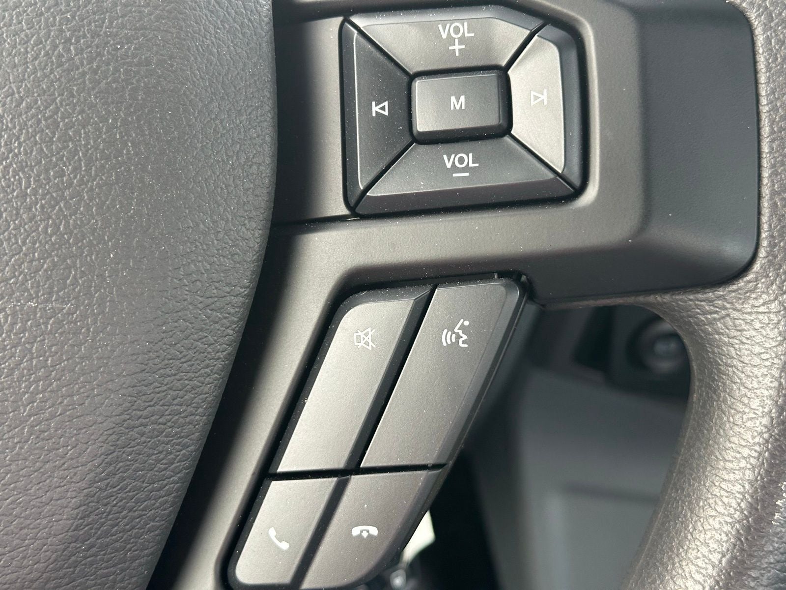 2025 Ford F-650SD Base