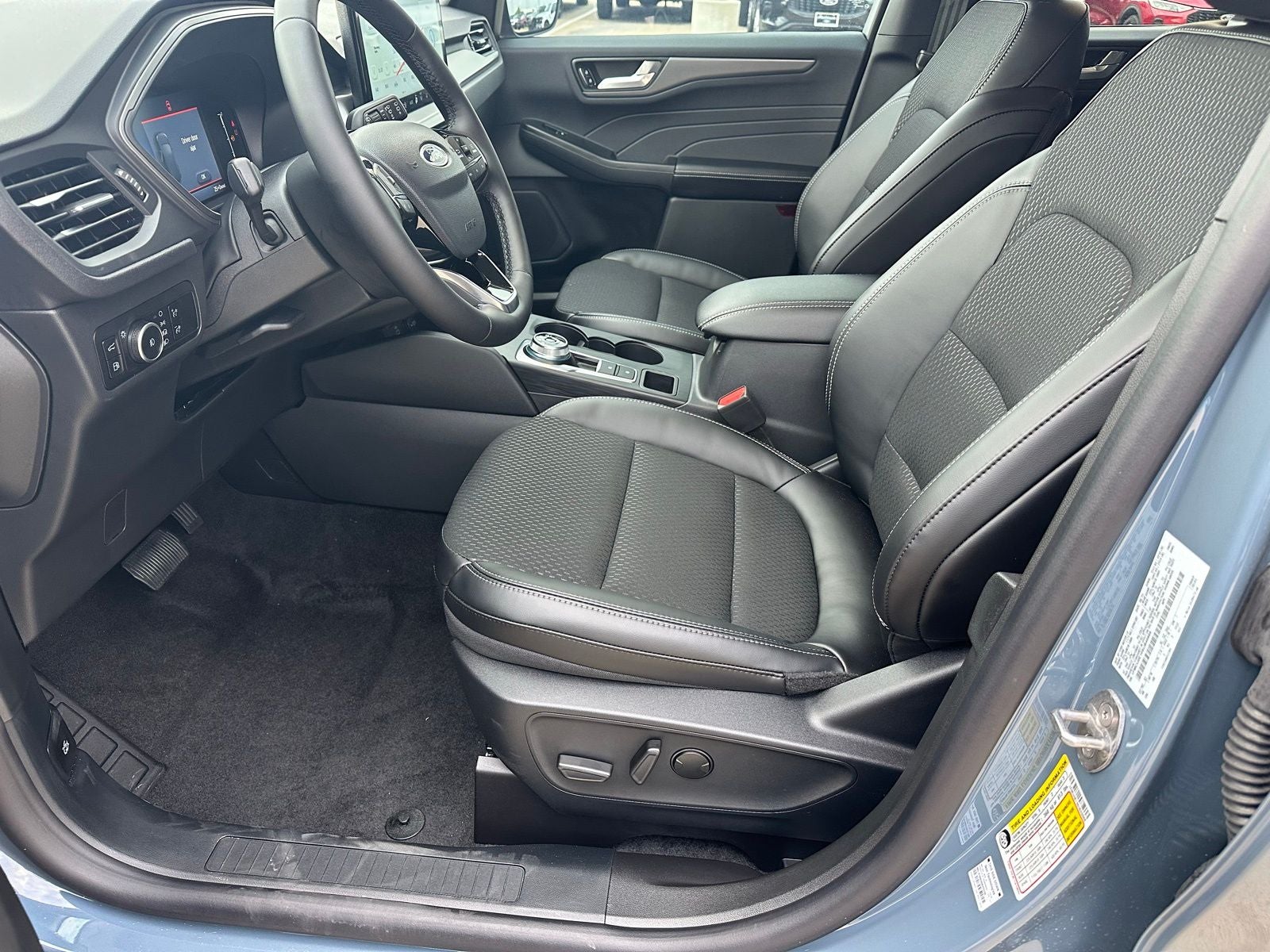 2025 Ford Escape Plug-In Hybrid Base