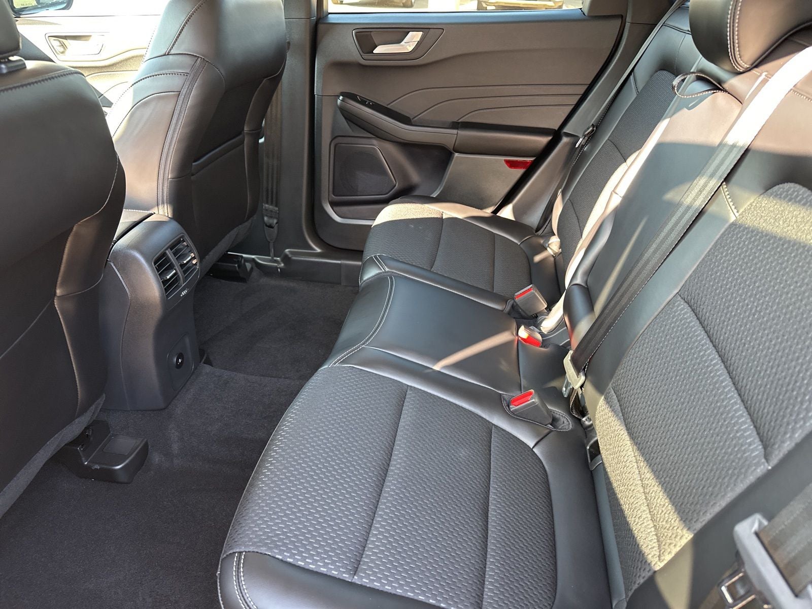 2025 Ford Escape Plug-In Hybrid Base