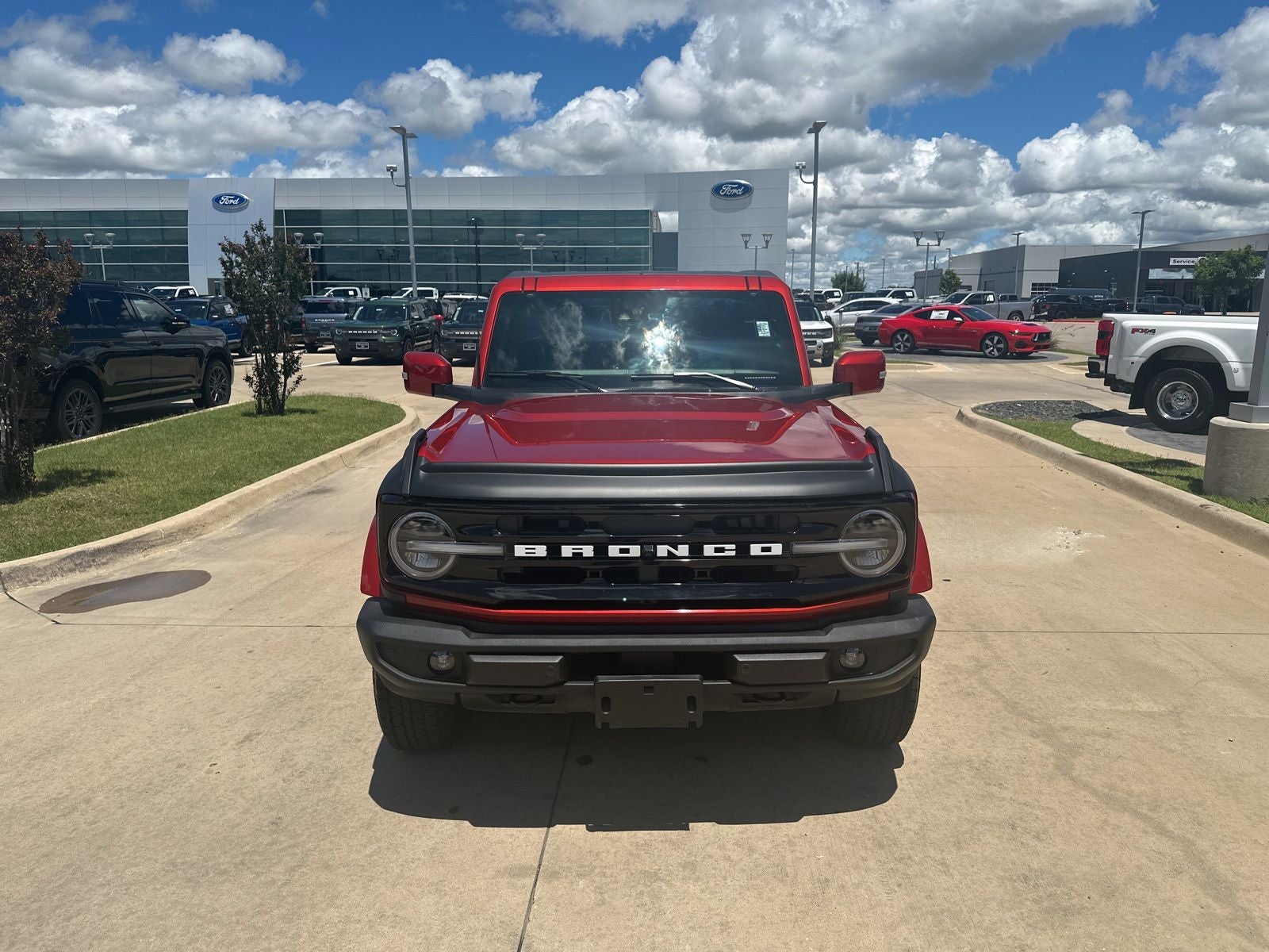 2024 Ford Bronco Outer Banks