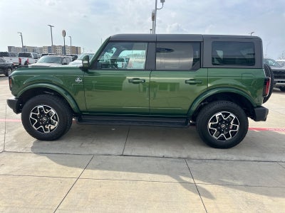 2025 Ford Bronco Outer Banks