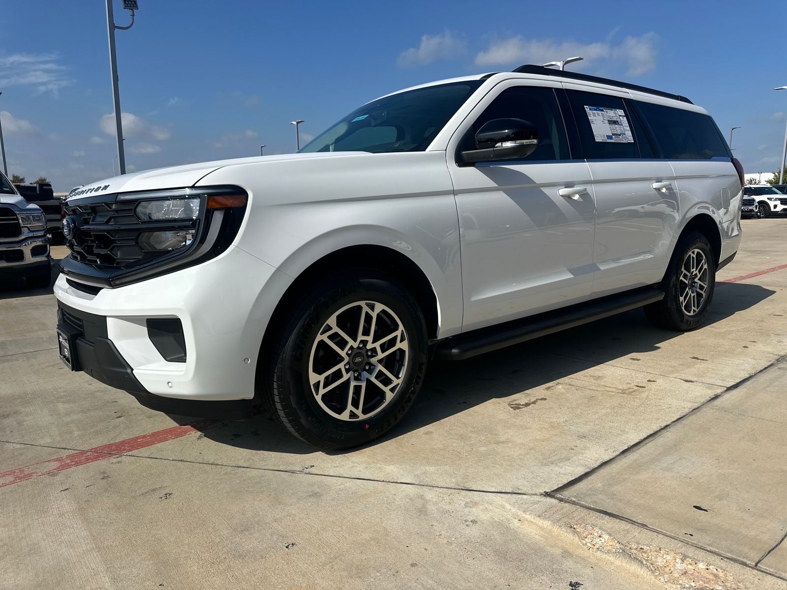 2025 Ford Expedition Max Active