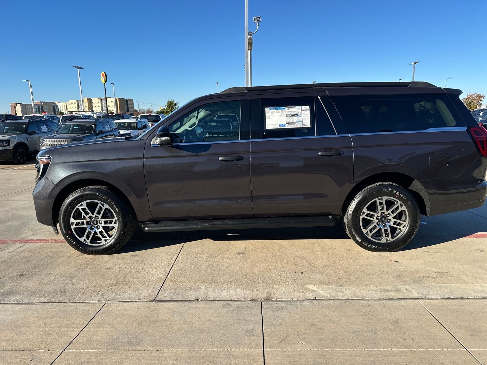 2025 Ford Expedition Max Active
