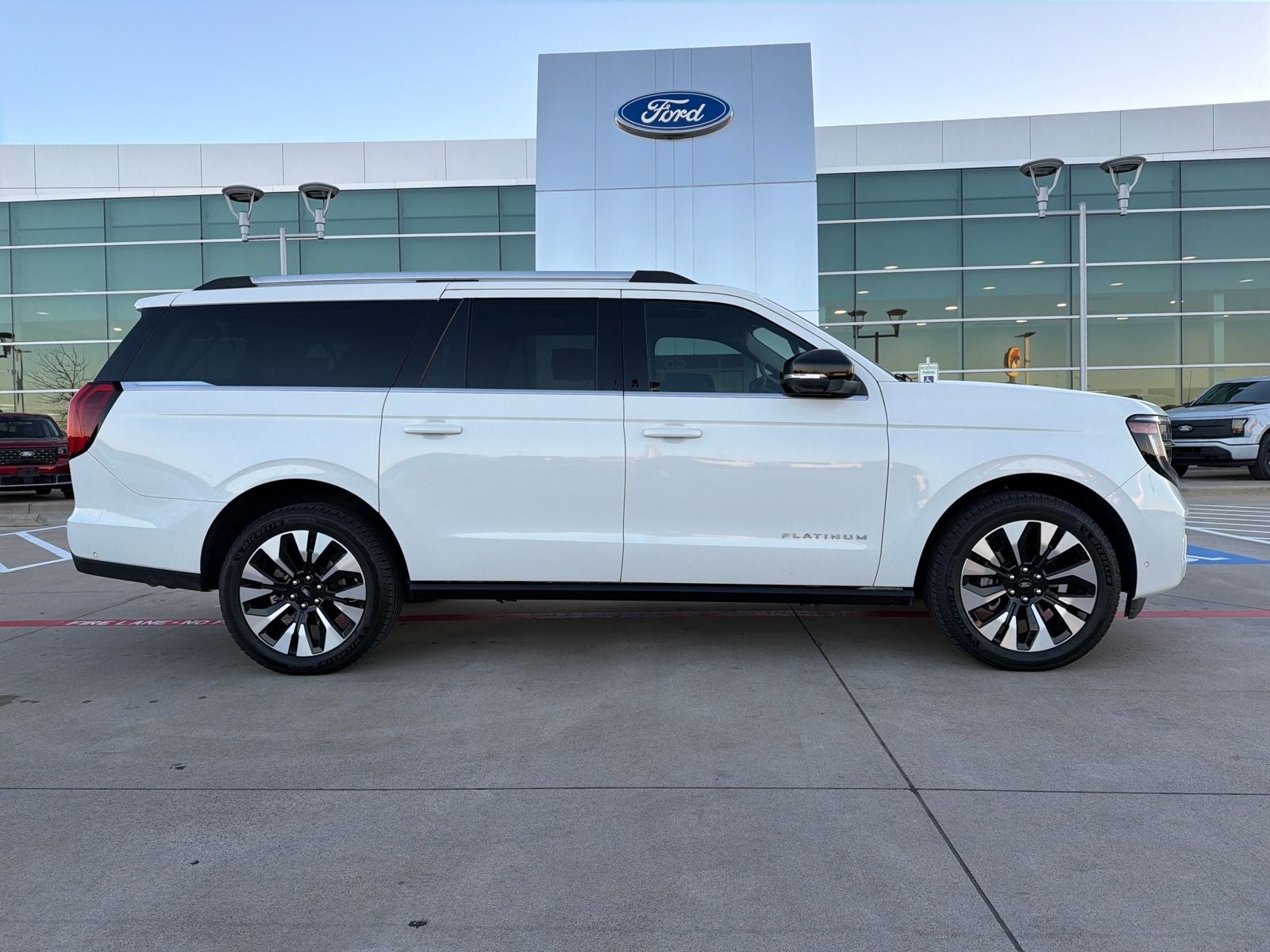 2025 Ford Expedition Max Platinum