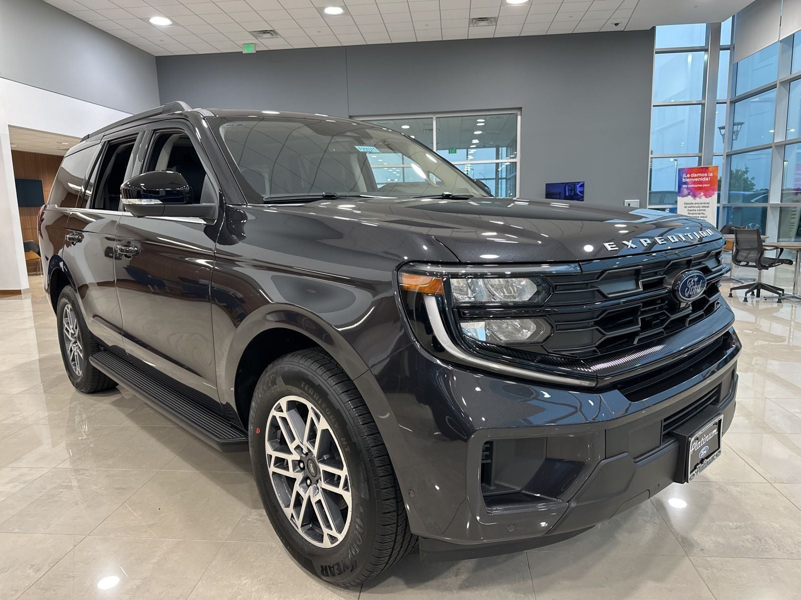 2025 Ford Expedition Active