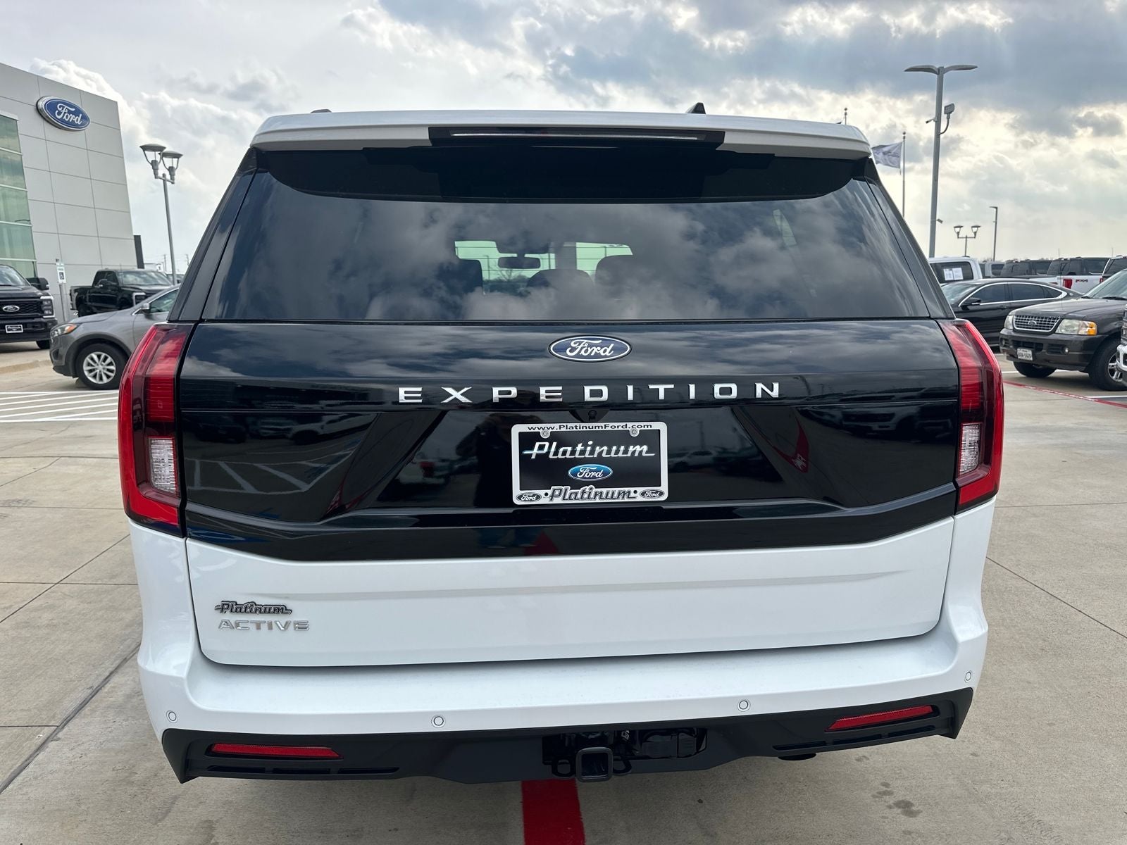 2025 Ford Expedition Active