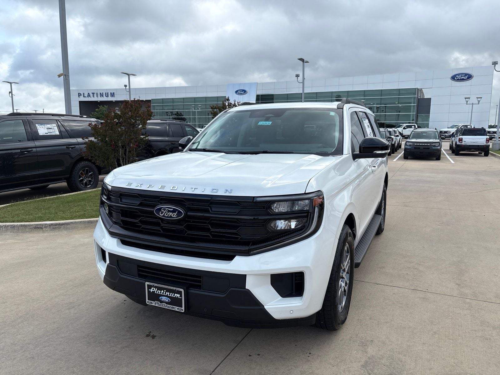 2026 Ford Expedition Active