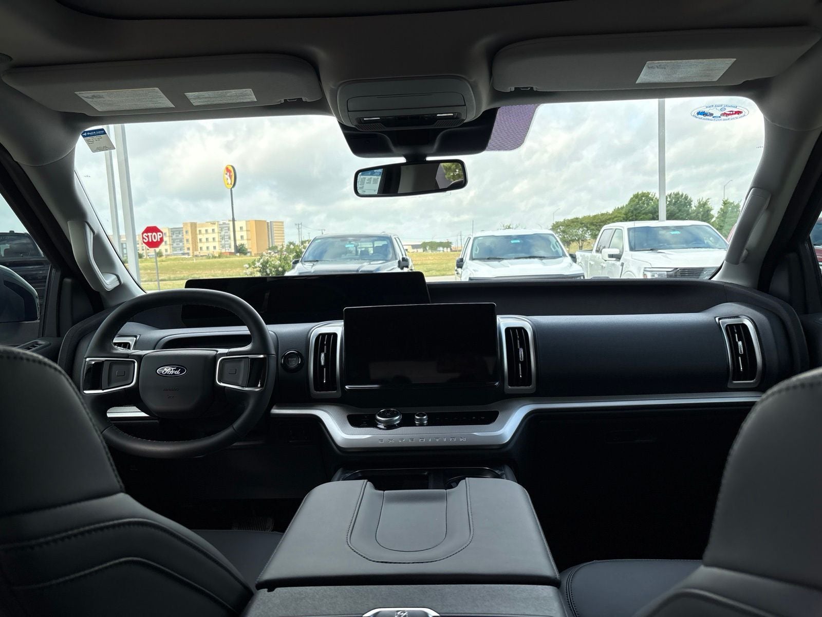 2026 Ford Expedition Active